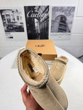 Load image into Gallery viewer, Slipper