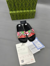 Load image into Gallery viewer, Slipper