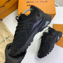 Load image into Gallery viewer, Shoes