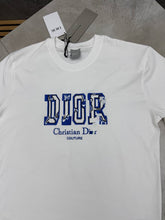 Load image into Gallery viewer, Tshirt