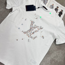 Load image into Gallery viewer, Tshirt