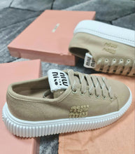 Load image into Gallery viewer, Shoes