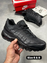 Load image into Gallery viewer, Shoes