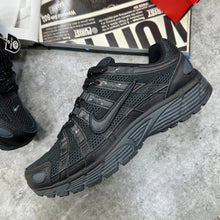 Load image into Gallery viewer, Shoes