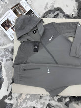 Load image into Gallery viewer, Tracksuit men