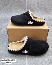 Load image into Gallery viewer, Slipper