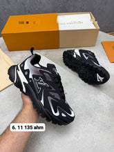 Load image into Gallery viewer, Shoes