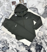 Load image into Gallery viewer, Tracksuit men