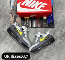 Load image into Gallery viewer, Shoes