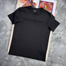 Load image into Gallery viewer, T-shirt