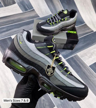 Load image into Gallery viewer, Shoes