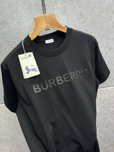 Load image into Gallery viewer, Tshirt