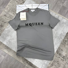 Load image into Gallery viewer, Tshirt
