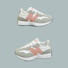 Load image into Gallery viewer, Shoes
