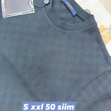 Load image into Gallery viewer, Tshirt