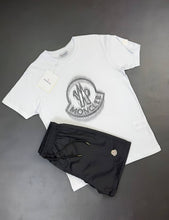 Load image into Gallery viewer, T-shirt