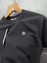 Load image into Gallery viewer, T-shirt