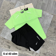 Load image into Gallery viewer, Tshirt