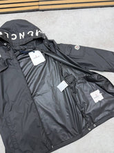 Load image into Gallery viewer, Jacket