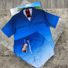 Load image into Gallery viewer, Tshirt