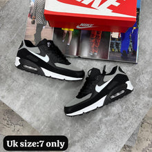 Load image into Gallery viewer, Shoes