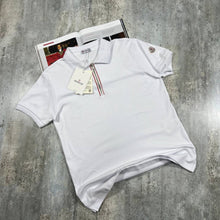 Load image into Gallery viewer, T-shirt