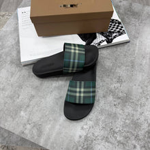 Load image into Gallery viewer, Slipper