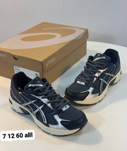 Load image into Gallery viewer, Shoes