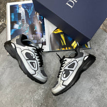 Load image into Gallery viewer, Shoes
