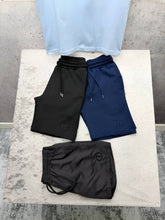 Load image into Gallery viewer, Tshirt