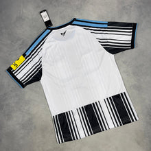 Load image into Gallery viewer, Tshirt