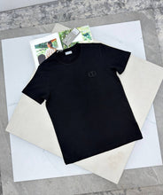Load image into Gallery viewer, T-shirt