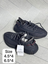 Load image into Gallery viewer, Shoes