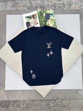 Load image into Gallery viewer, Tshirt