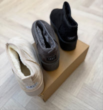 Load image into Gallery viewer, Shoes
