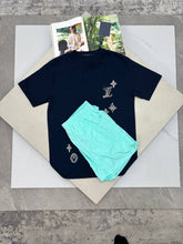 Load image into Gallery viewer, Tshirt