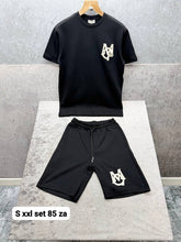 Load image into Gallery viewer, Tshirt