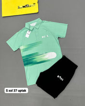 Load image into Gallery viewer, T-shirt