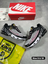 Load image into Gallery viewer, Shoes