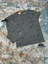 Load image into Gallery viewer, Tshirt