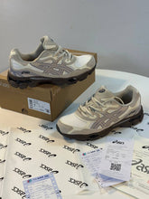 Load image into Gallery viewer, Shoes