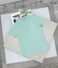Load image into Gallery viewer, T-shirt