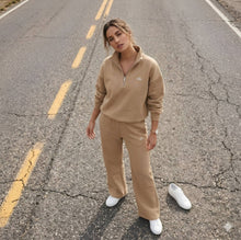 Load image into Gallery viewer, Tracksuit