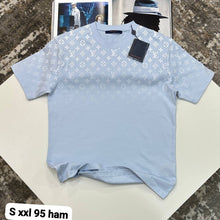 Load image into Gallery viewer, Tshirt
