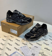 Load image into Gallery viewer, Shoes