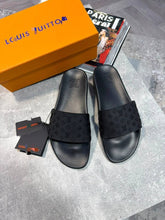 Load image into Gallery viewer, Slipper