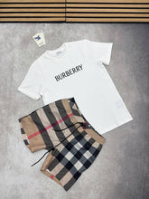 Load image into Gallery viewer, Tshirt