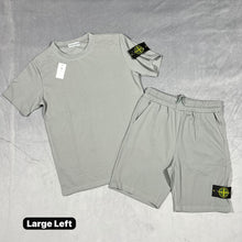 Load image into Gallery viewer, Tshirt