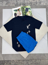 Load image into Gallery viewer, Tshirt
