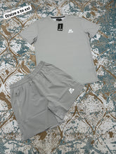 Load image into Gallery viewer, Tshirt